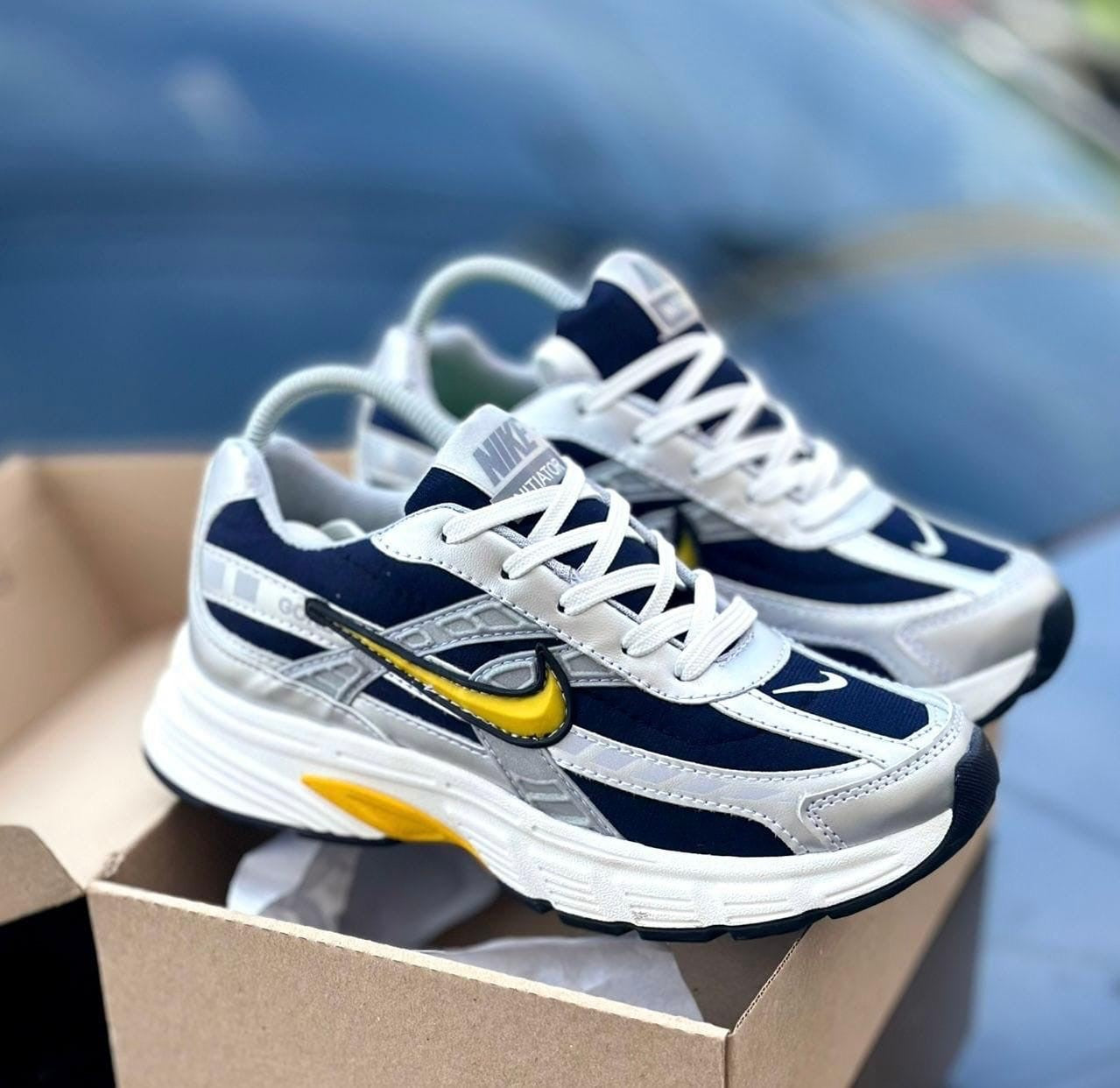 Tenis Nike Initiator Azul Amarillo